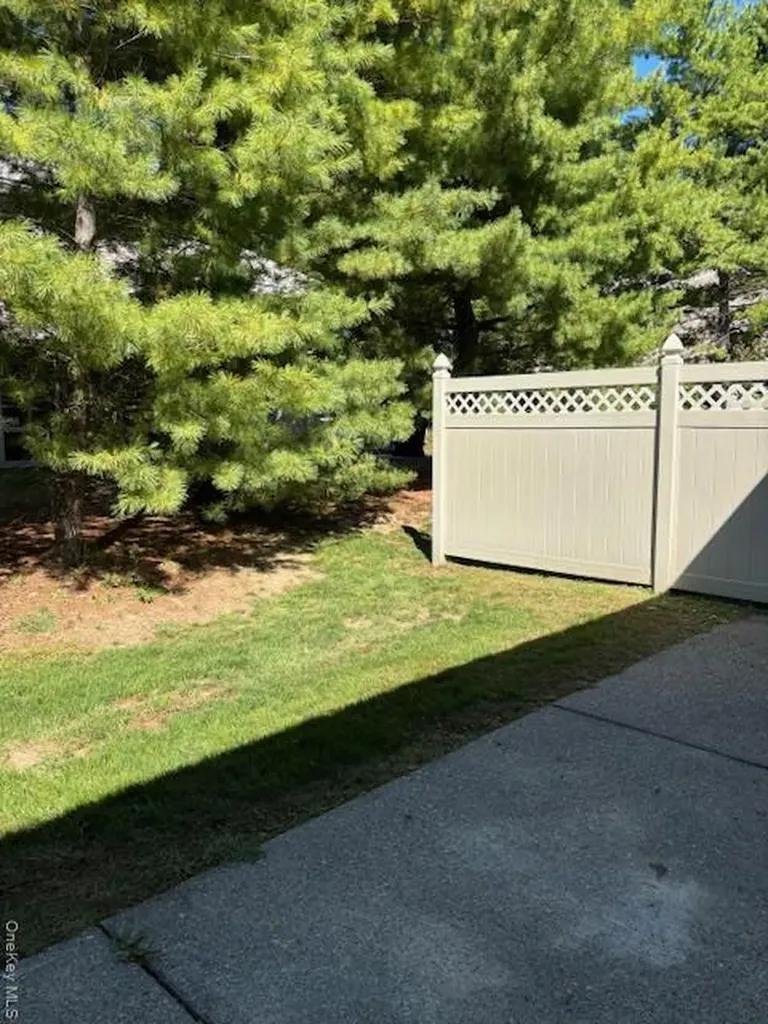 35 Deer Crossing Drive Fishkill NY 12524