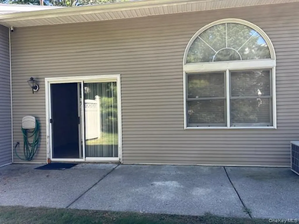 35 Deer Crossing Drive Fishkill NY 12524