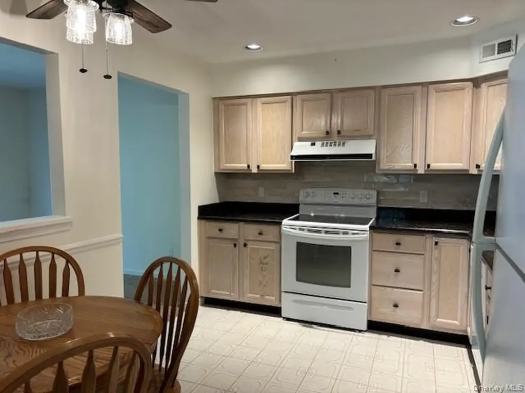 35 Deer Crossing Drive Fishkill NY 12524