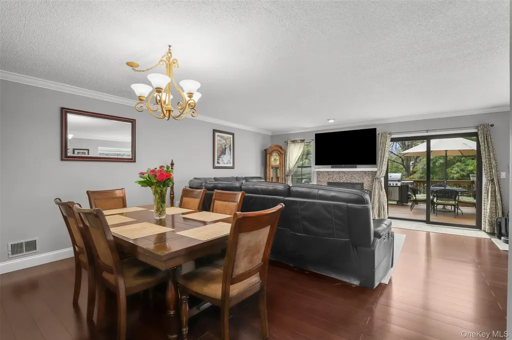 68 Jonathan Drive Mahopac NY 10541