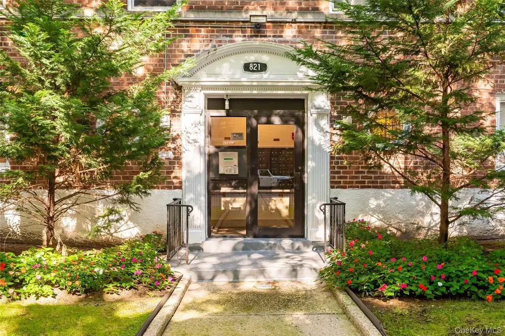 821 Bronx River Road Bronxville NY 10708
