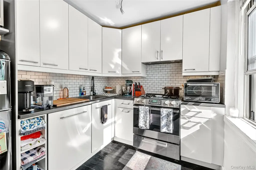 821 Bronx River Road Bronxville NY 10708