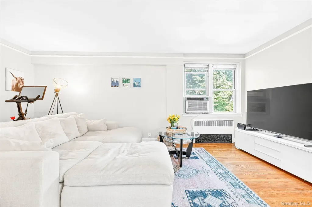 821 Bronx River Road Bronxville NY 10708