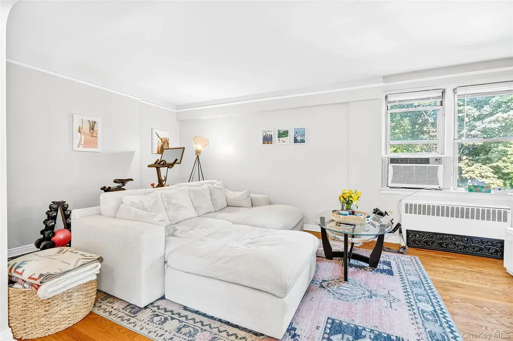 821 Bronx River Road Bronxville NY 10708