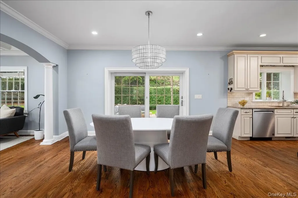 35 Holly Place Larchmont NY 10538
