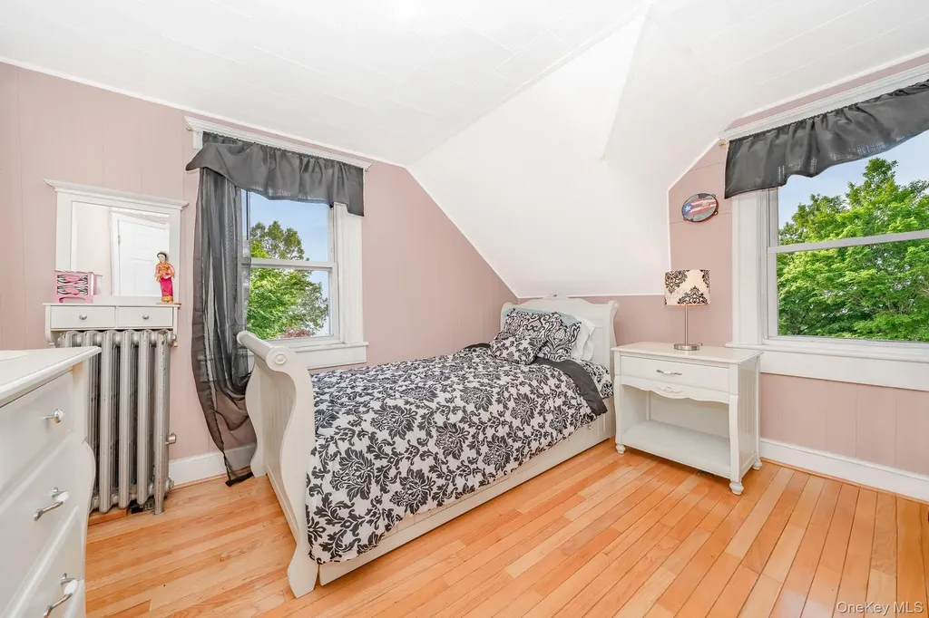 724 Foxhurst Road Baldwin NY 11510