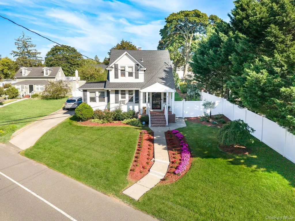 724 Foxhurst Road Baldwin NY 11510