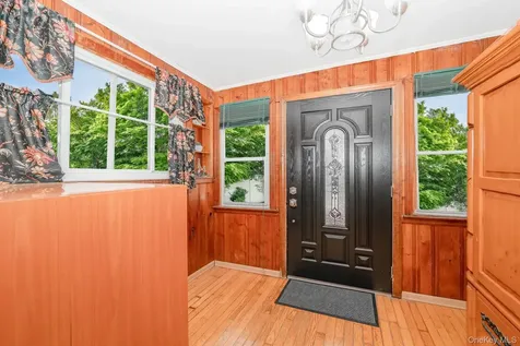 724 Foxhurst Road Baldwin NY 11510