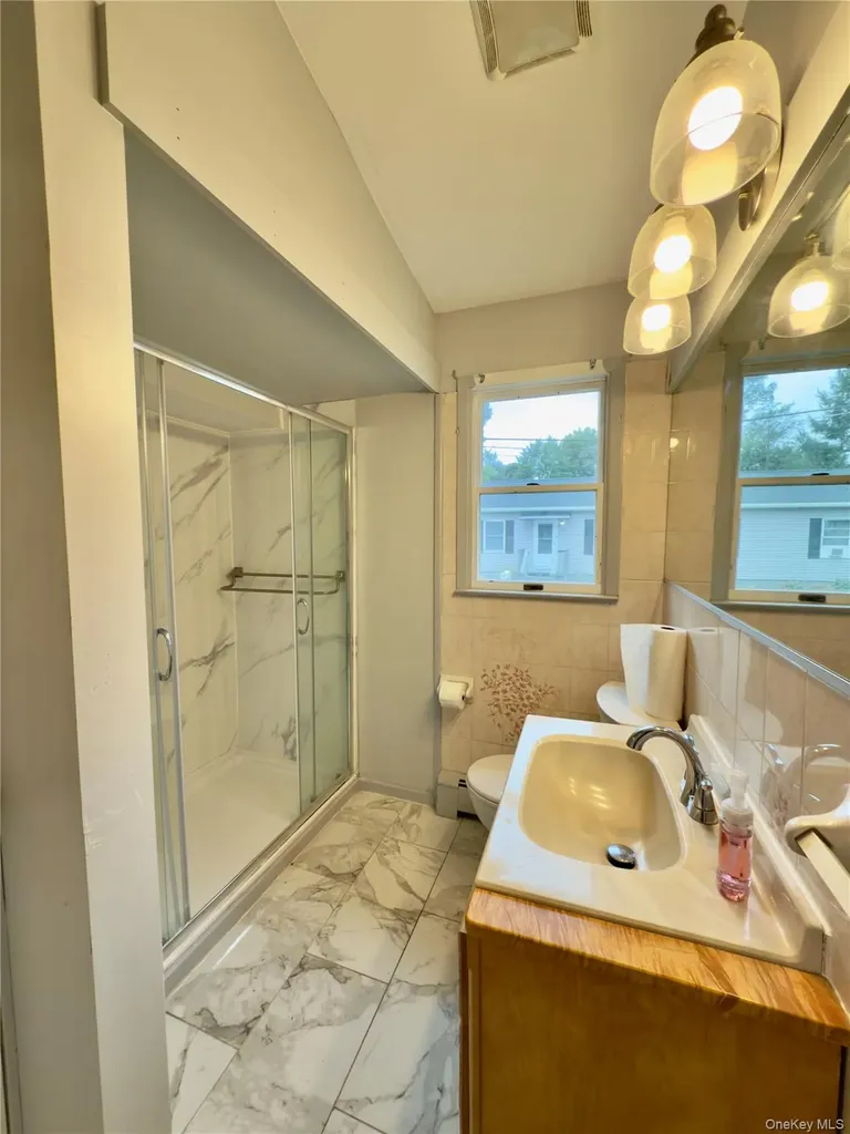 3 Hennessey Place Poughkeepsie NY 12601