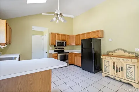 152 Baywood Drive Baiting Hollow NY 11933