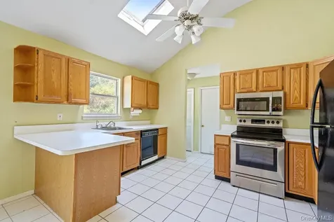 152 Baywood Drive Baiting Hollow NY 11933