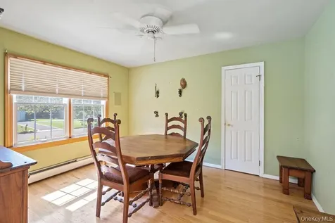 152 Baywood Drive Baiting Hollow NY 11933