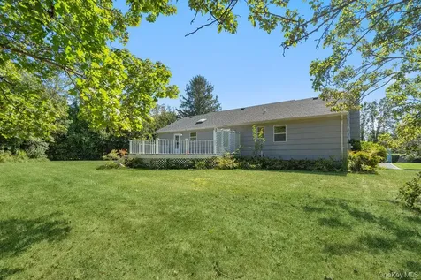 152 Baywood Drive Baiting Hollow NY 11933