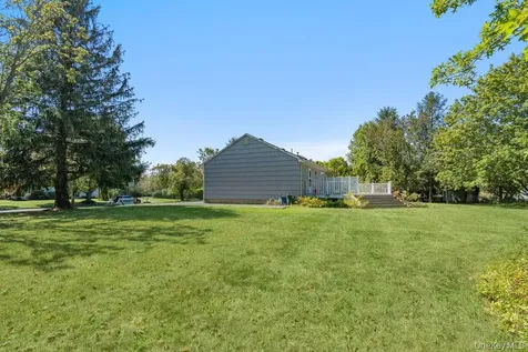 152 Baywood Drive Baiting Hollow NY 11933