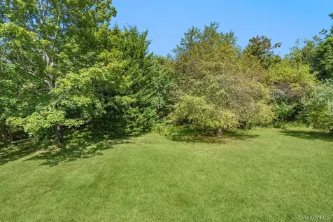 152 Baywood Drive Baiting Hollow NY 11933