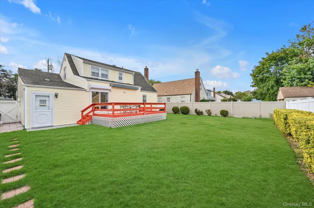 141 Brown Avenue Hempstead NY 11550