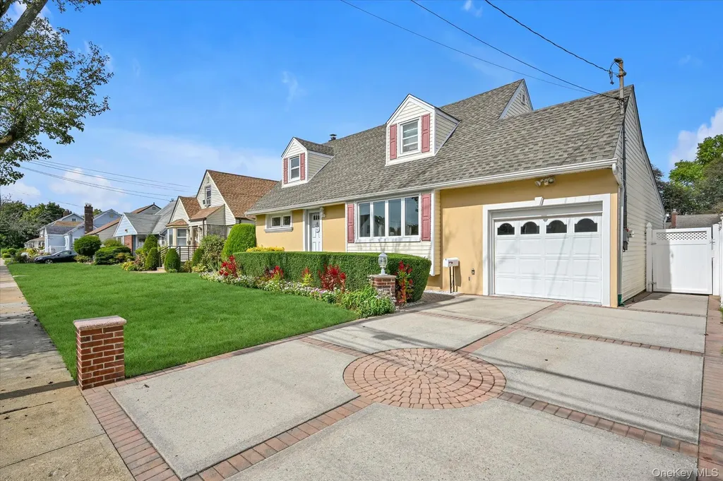 141 Brown Avenue Hempstead NY 11550