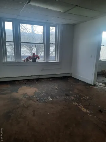 129 Canal Street Ellenville NY 12428