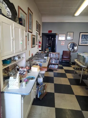 129 Canal Street Ellenville NY 12428