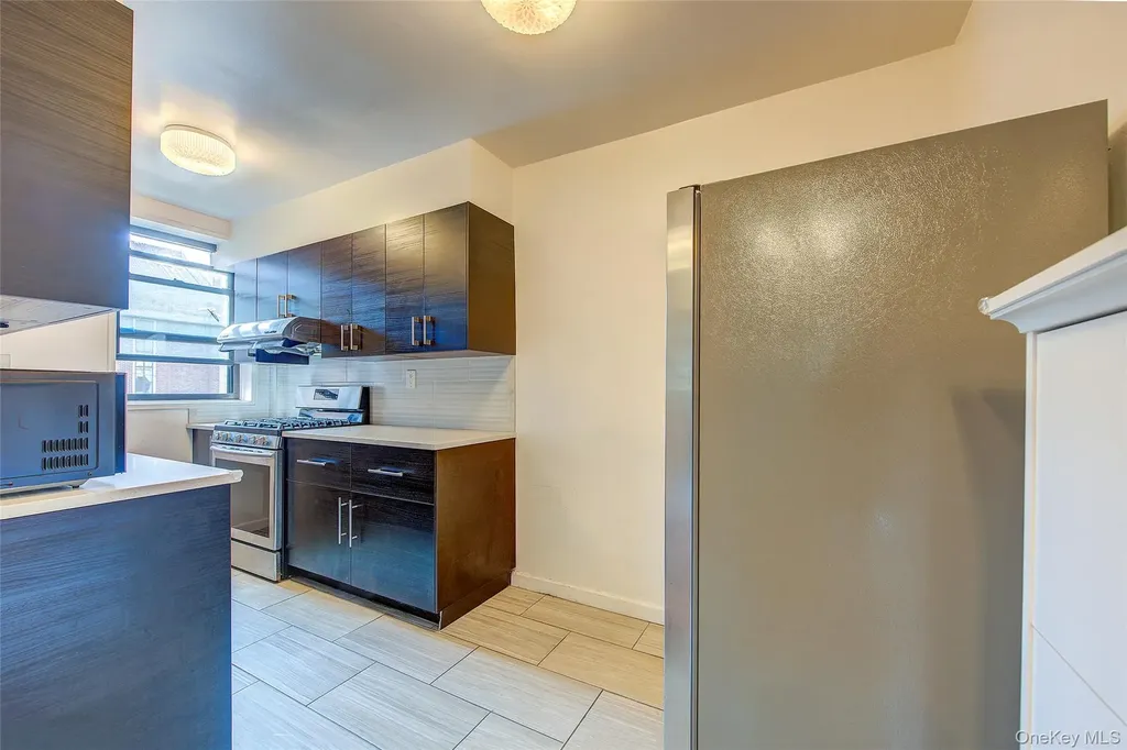 38-15 149th Street Flushing NY 11354
