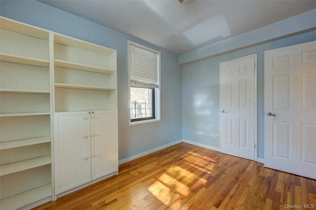 38-15 149th Street Flushing NY 11354