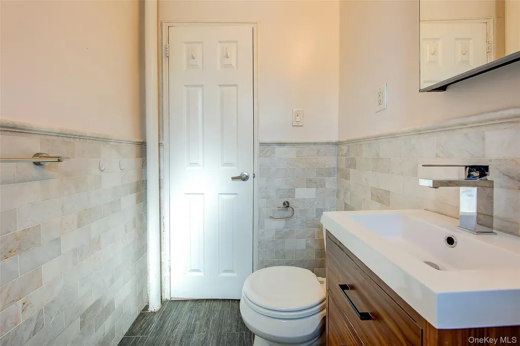 38-15 149th Street Flushing NY 11354