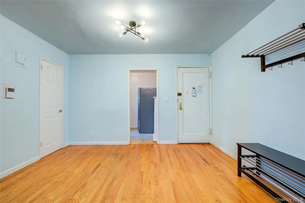 38-15 149th Street Flushing NY 11354