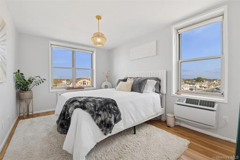 410 E Broadway Long Beach NY 11561