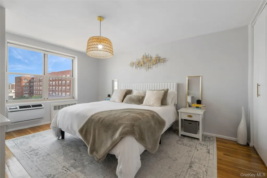 410 E Broadway Long Beach NY 11561