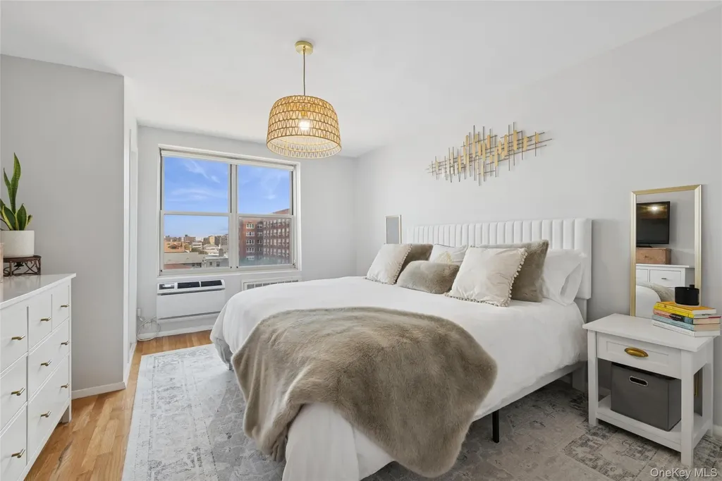 410 E Broadway Long Beach NY 11561