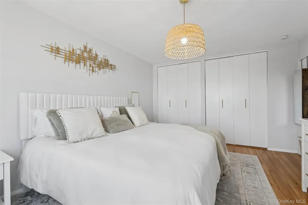 410 E Broadway Long Beach NY 11561