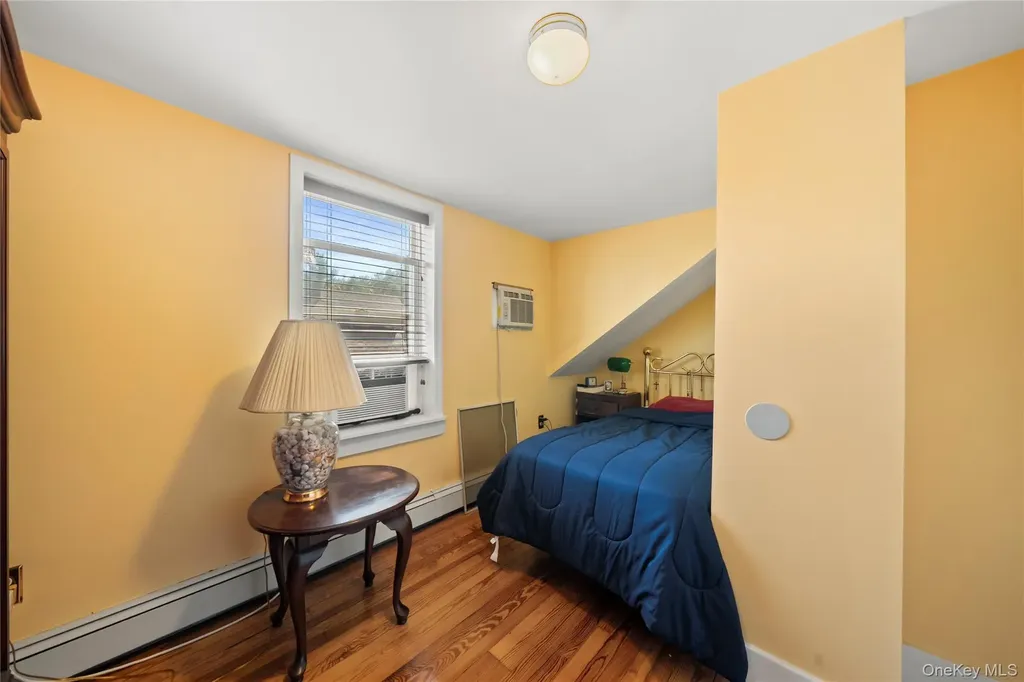 62 Center Avenue Bay Shore NY 11706