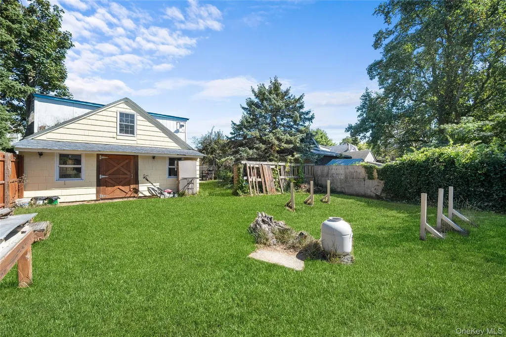 62 Center Avenue Bay Shore NY 11706