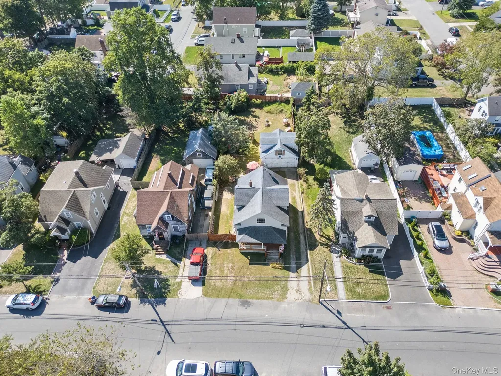 62 Center Avenue Bay Shore NY 11706