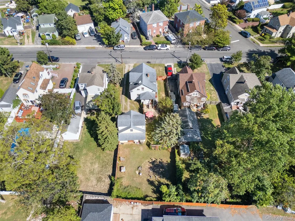 62 Center Avenue Bay Shore NY 11706
