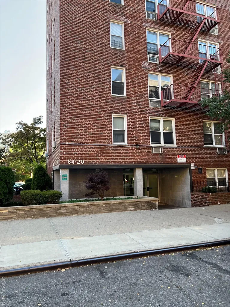 84-20 51 Avenue Elmhurst NY 11373