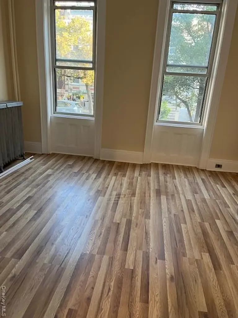 5941 Madison Street Ridgewood NY 11385