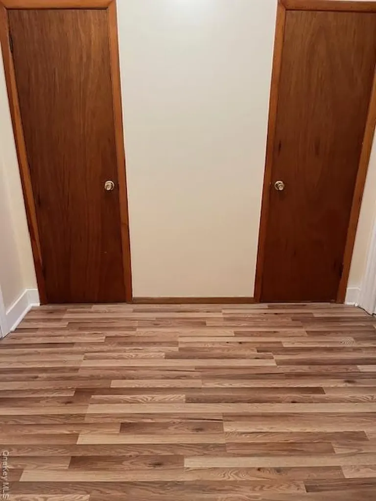 5941 Madison Street Ridgewood NY 11385