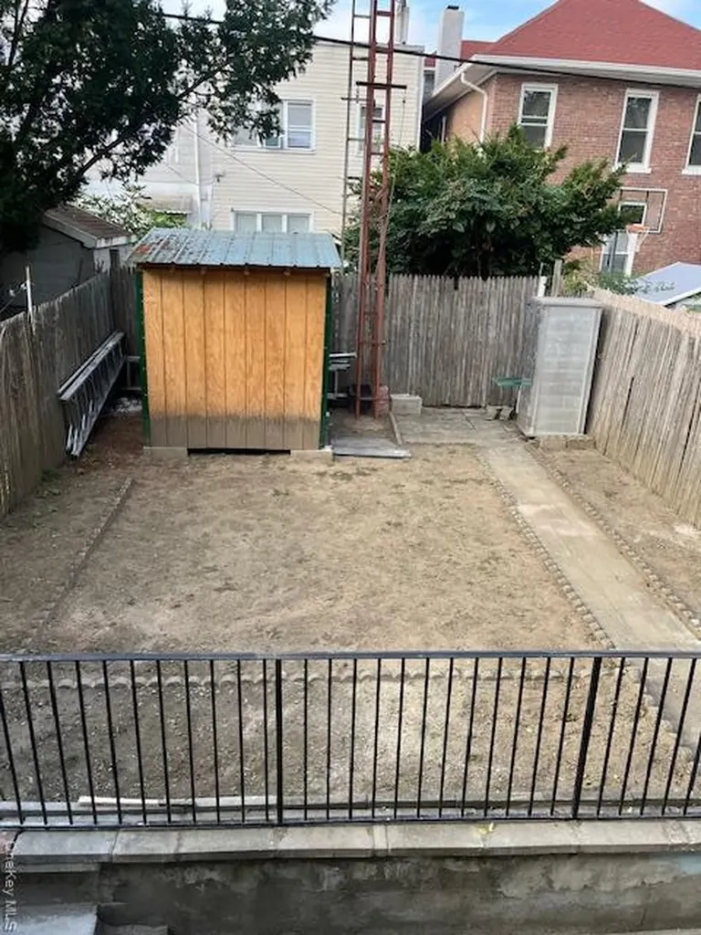 5941 Madison Street Ridgewood NY 11385