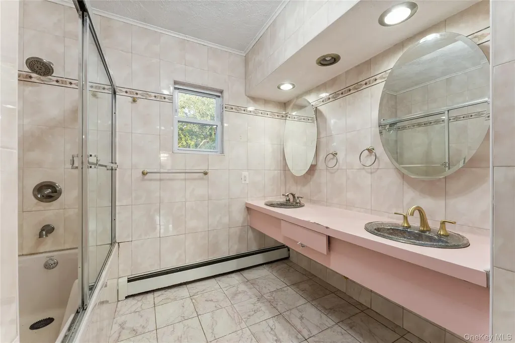 174 Delaware Avenue Freeport NY 11520