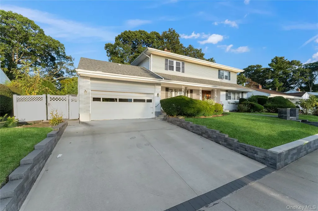 174 Delaware Avenue Freeport NY 11520