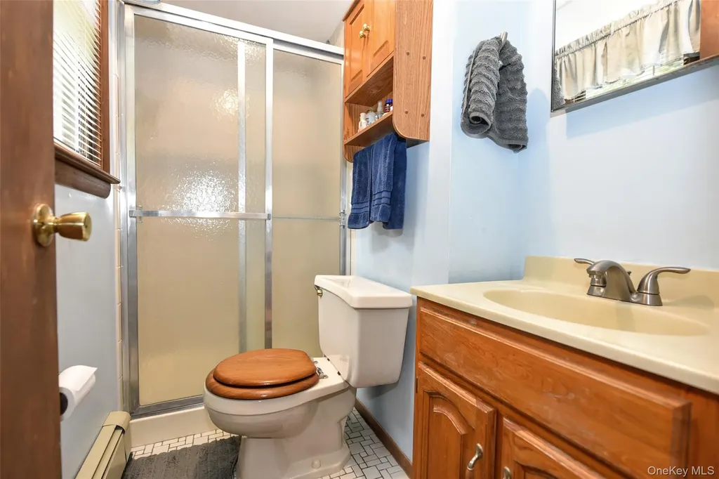 4 Arlington Drive Harriman NY 10926