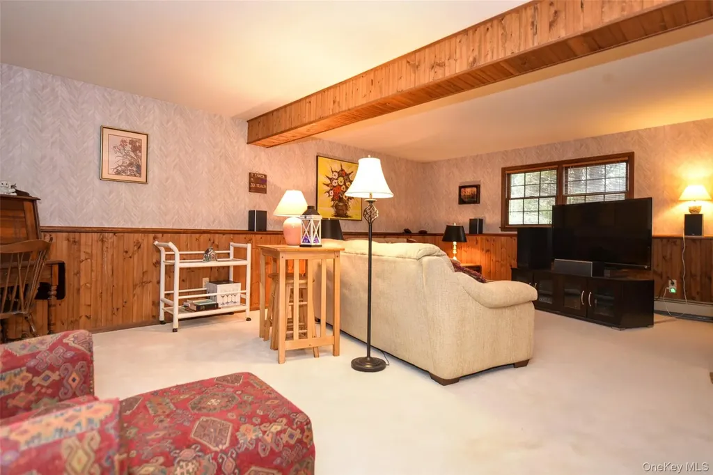 4 Arlington Drive Harriman NY 10926
