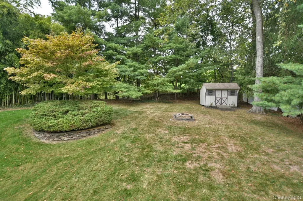 4 Arlington Drive Harriman NY 10926