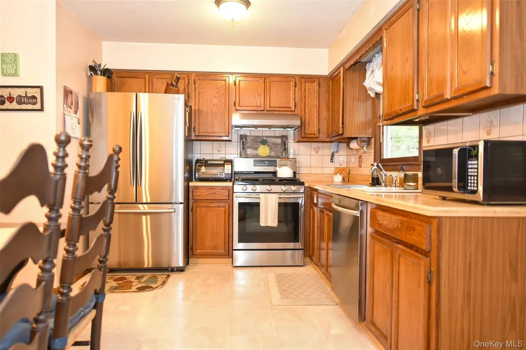 4 Arlington Drive Harriman NY 10926
