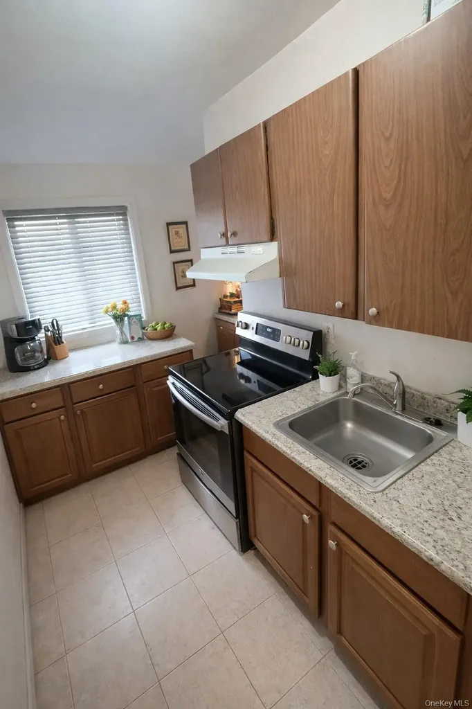 2453 B Union Boulevard Islip NY 11751