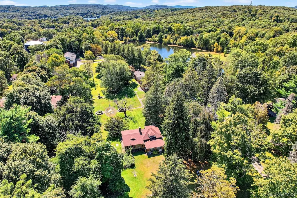 32-55 Claire Drive Monroe NY 10950
