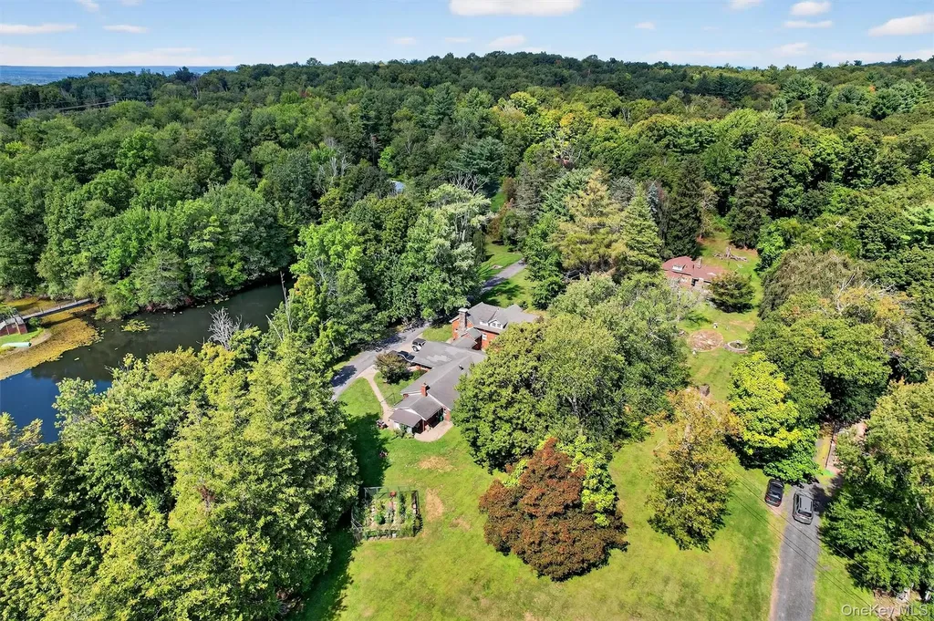 32-55 Claire Drive Monroe NY 10950