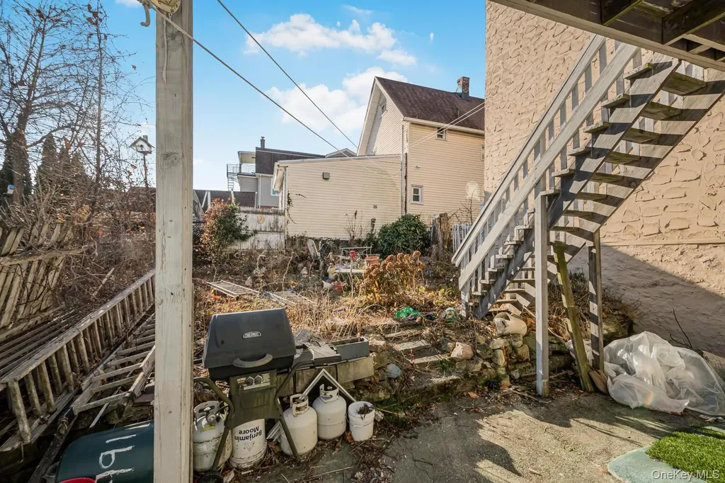 166 Lockwood Avenue Yonkers NY 10701