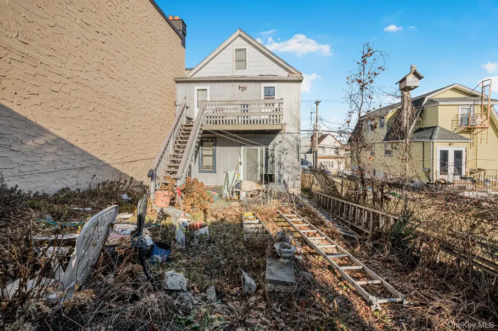 166 Lockwood Avenue Yonkers NY 10701